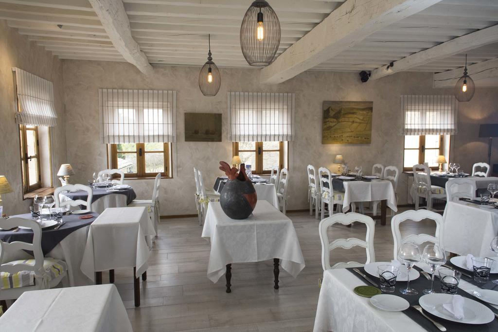 Logis Hotel Les Hospitaliers Le Poët-Laval Екстериор снимка